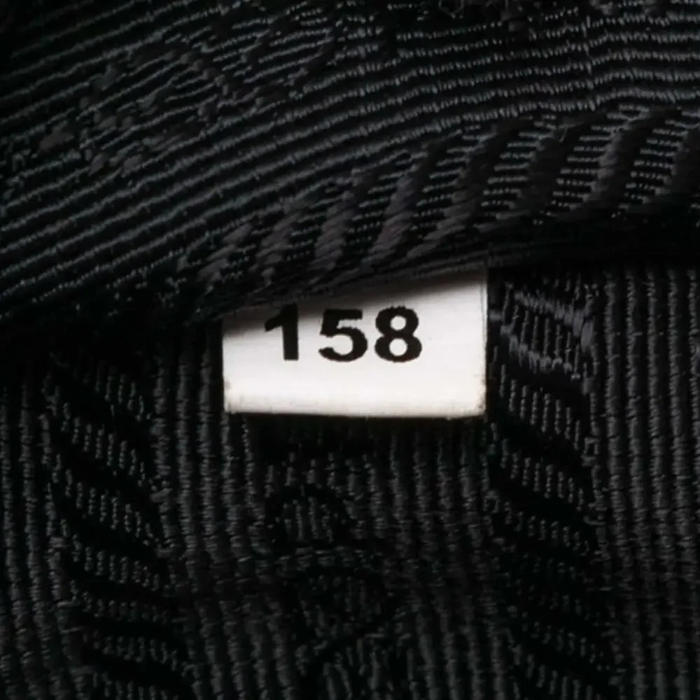 Prada Flap Messenger Bag Vitello Phenix #245986P91B - Picture 6 of 8